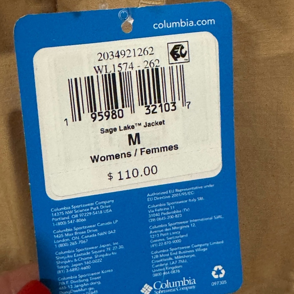 COLUMBIA Women's Jacket, Size Medium. NWT. - Picture 4 of 4